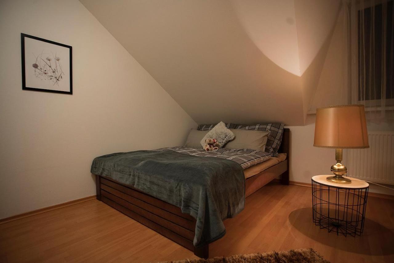 Hausfrymburk Villa Екстериор снимка