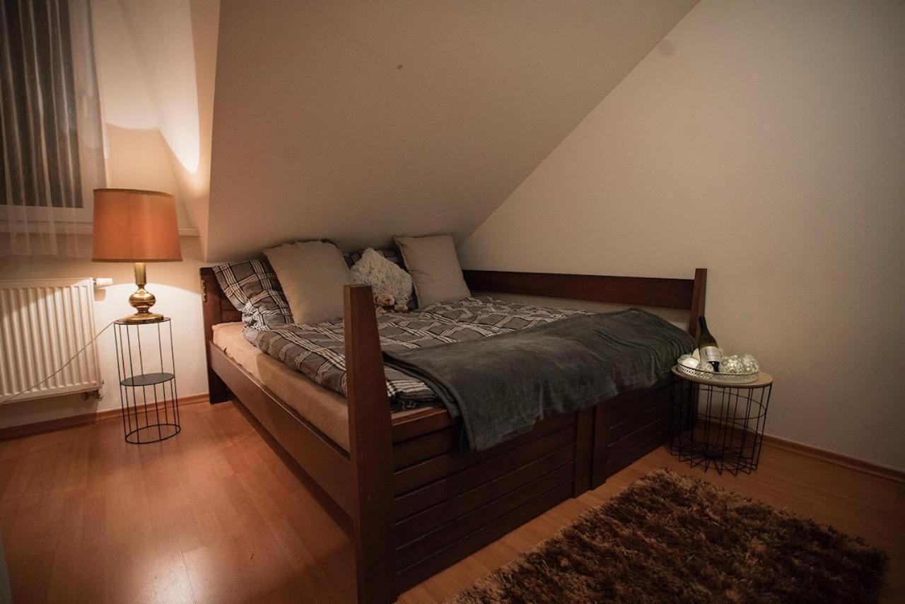 Hausfrymburk Villa Екстериор снимка